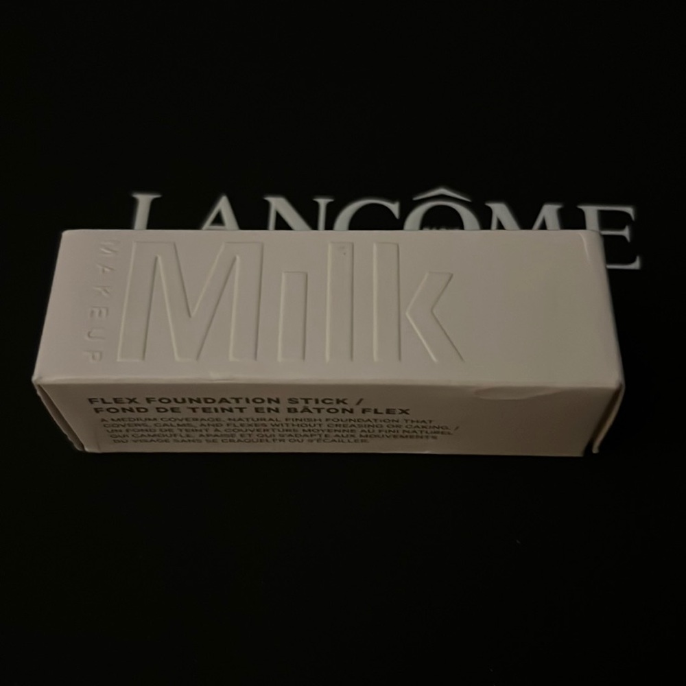 Milk Make up flex foundation stick